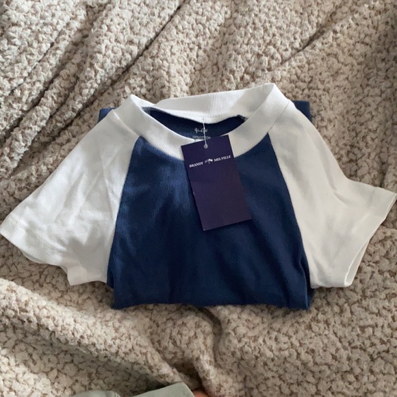 Brandy melville bella top SOLD - Picture 2 of 2